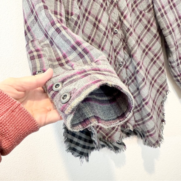 Cabi Highland Shirt #3946 Gray Pink Black Plaid Flannel Shacket Fringe Large - Picture 6 of 11